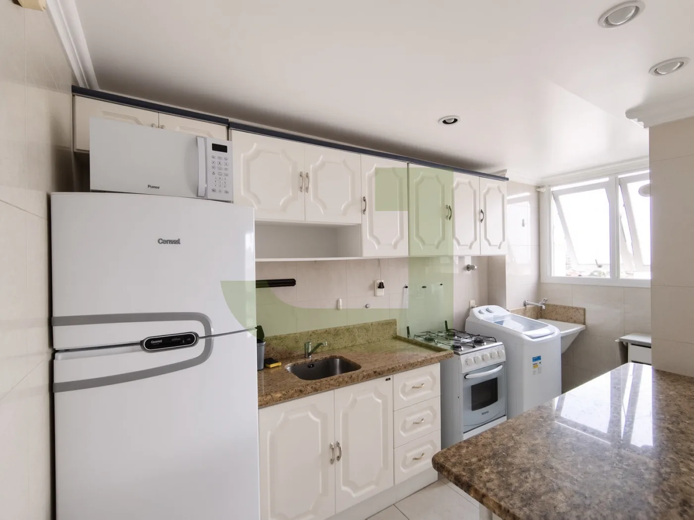 Alugar Apartamento / Padr&atilde;o em S&atilde;o Leopoldo R$ 1.950,00 - Foto 8