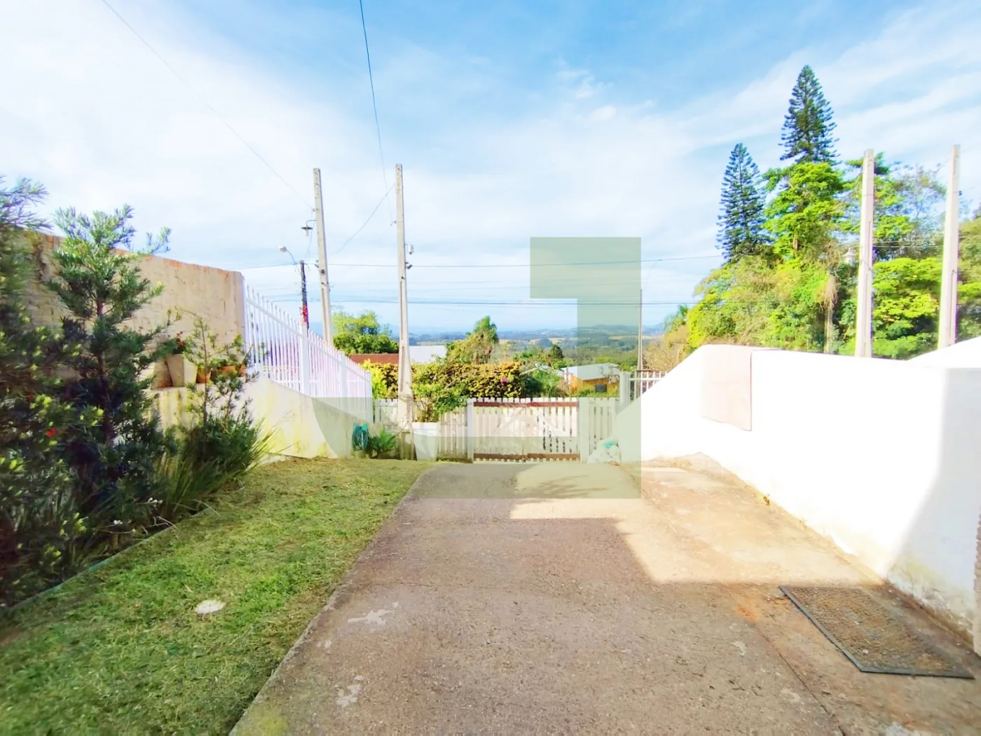 Alugar Casa / Residencial em S&atilde;o Leopoldo R$ 1.800,00 - Foto 2