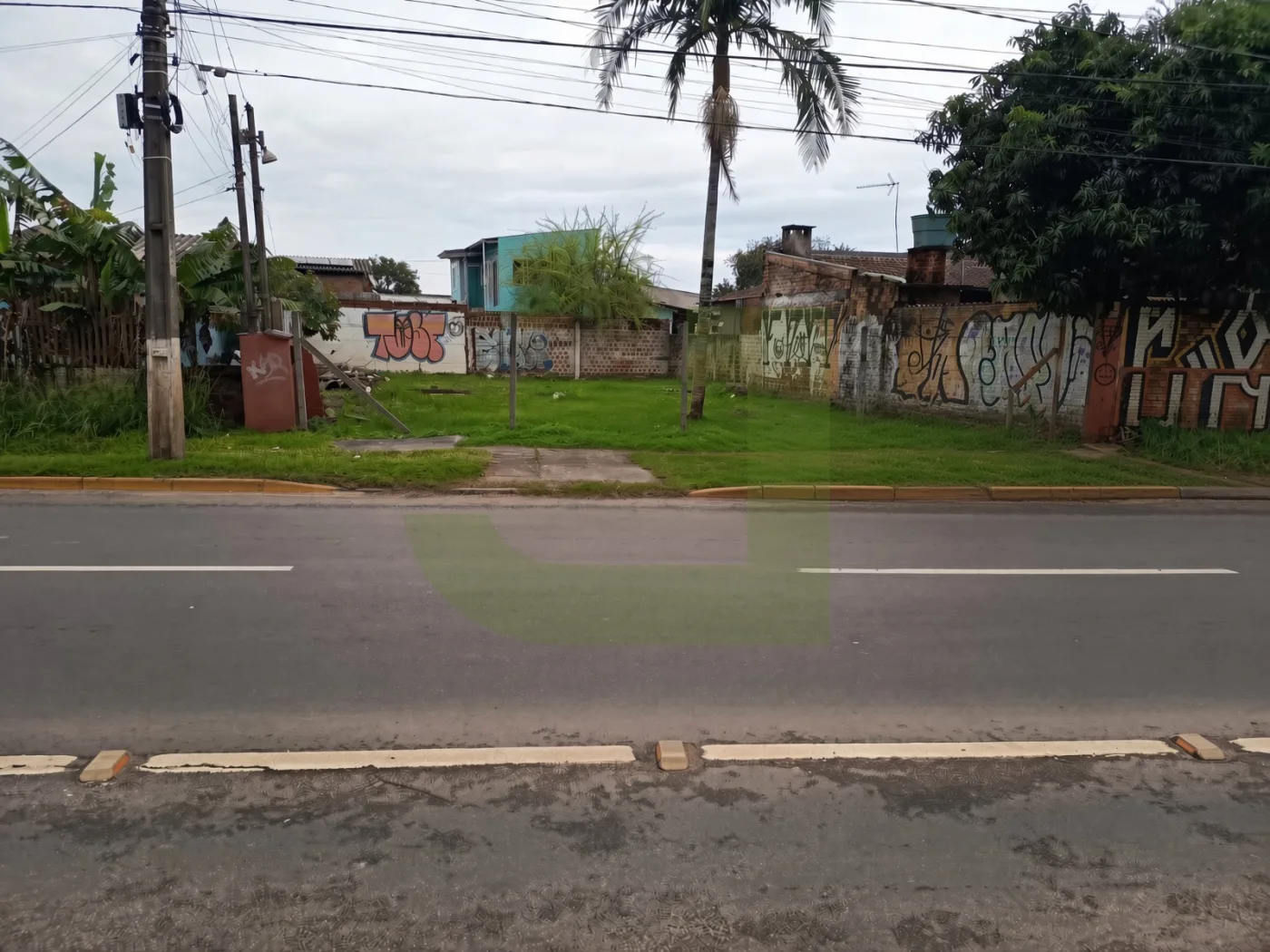 Comprar Terreno / Padr&atilde;o em Sapucaia do Sul R$ 245.000,00 - Foto 1