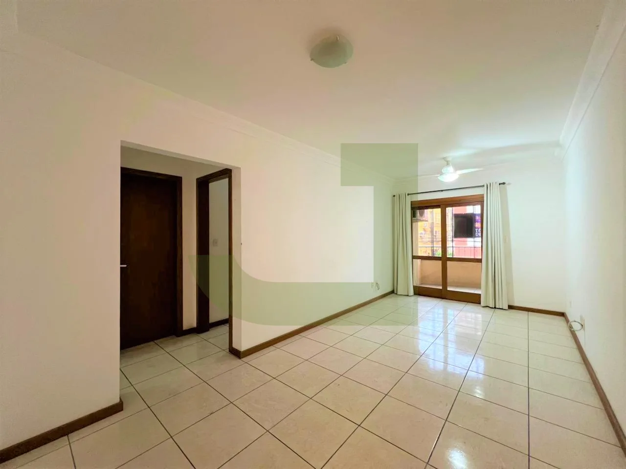 Alugar Apartamento / Padr&atilde;o em S&atilde;o Leopoldo R$ 1.600,00 - Foto 1