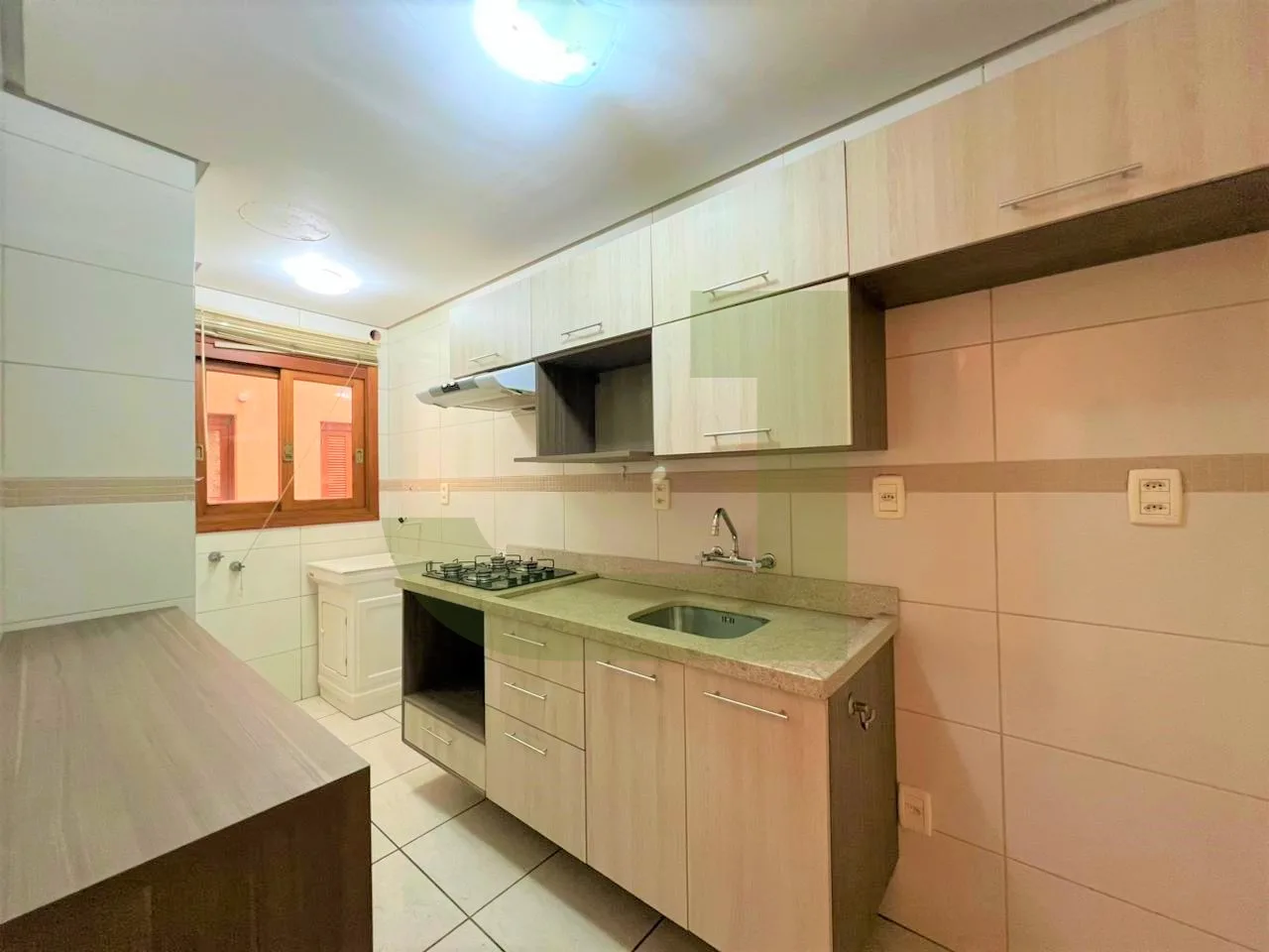 Alugar Apartamento / Padr&atilde;o em S&atilde;o Leopoldo R$ 1.600,00 - Foto 6