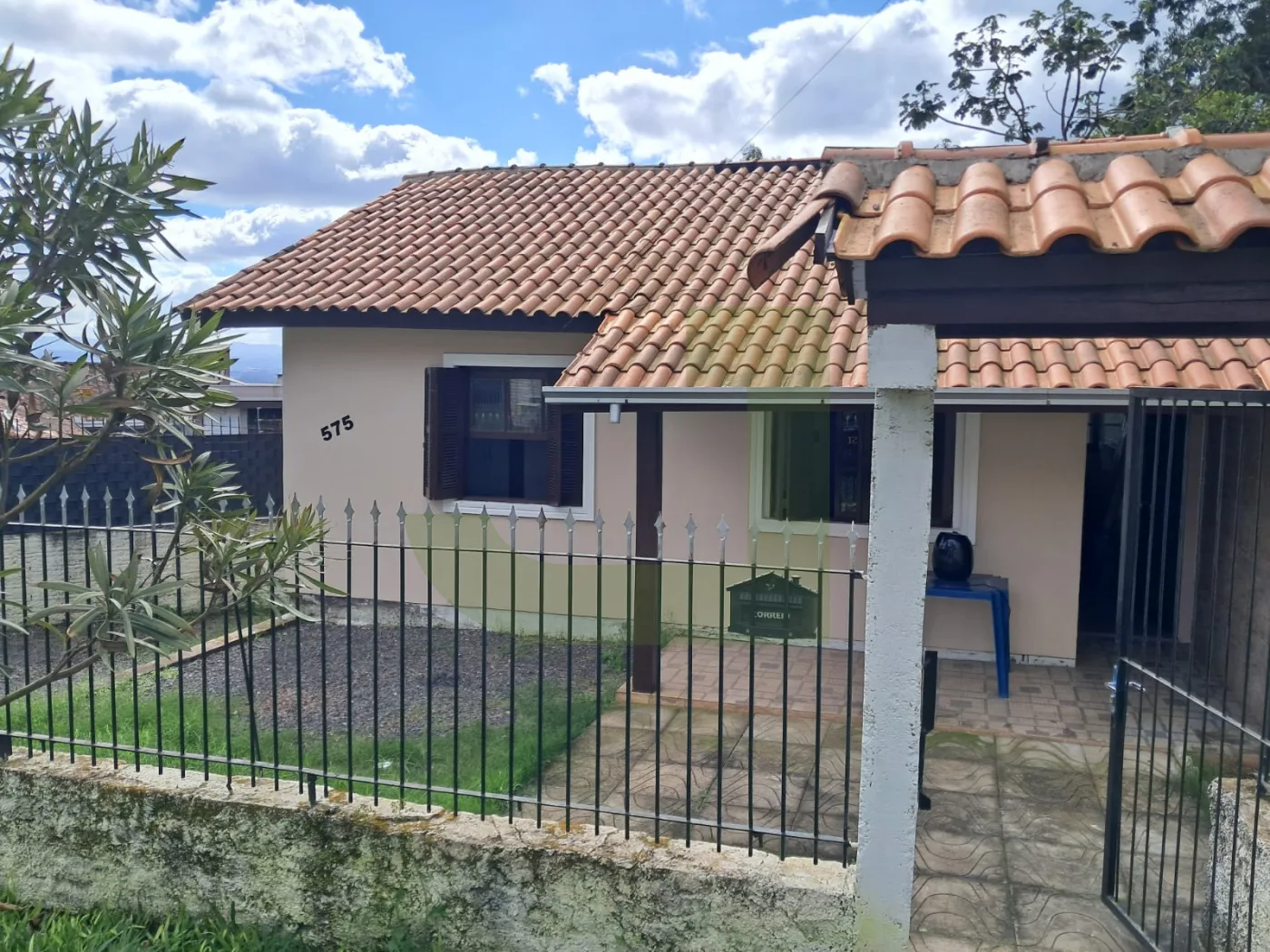 Comprar Casa / Residencial em S&atilde;o Leopoldo R$ 250.000,00 - Foto 1