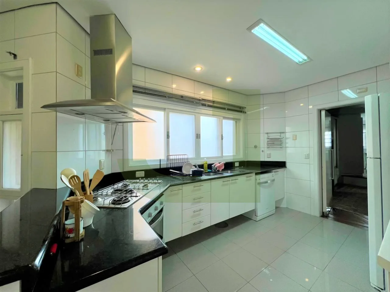 Alugar Apartamento / Padr&atilde;o em S&atilde;o Leopoldo R$ 3.800,00 - Foto 19