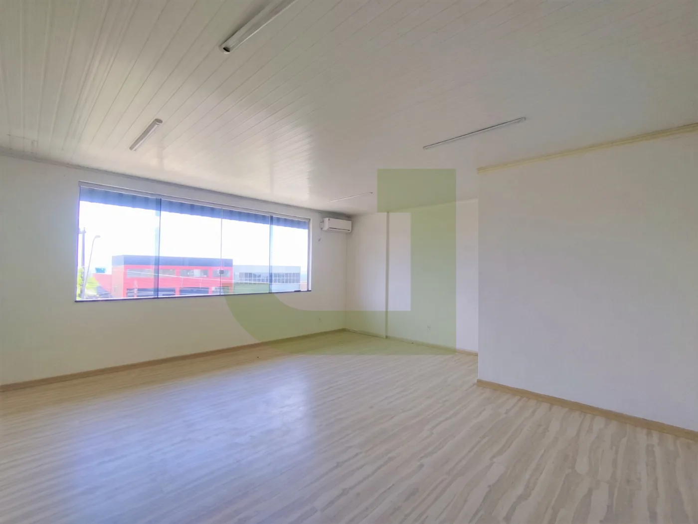 Alugar Comercial / Sala comercial em S&atilde;o Leopoldo R$ 1.115,00 - Foto 1