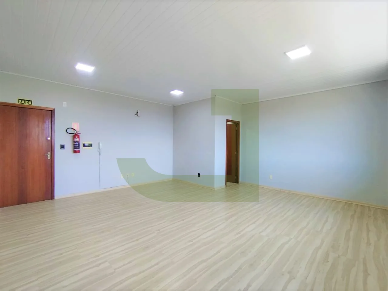 Alugar Comercial / Sala comercial em S&atilde;o Leopoldo R$ 1.115,00 - Foto 2
