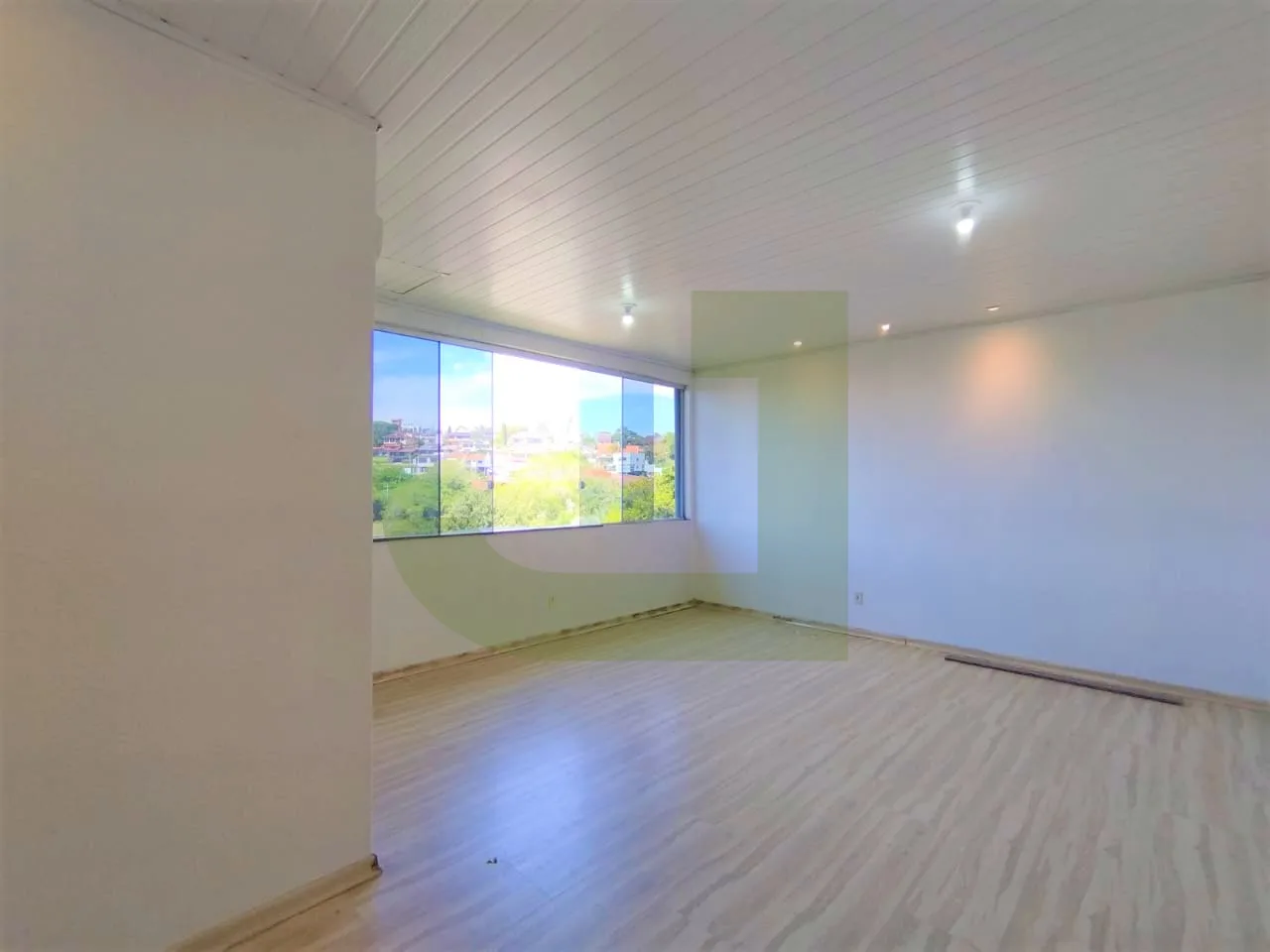 Alugar Comercial / Sala comercial em S&atilde;o Leopoldo R$ 1.115,00 - Foto 2