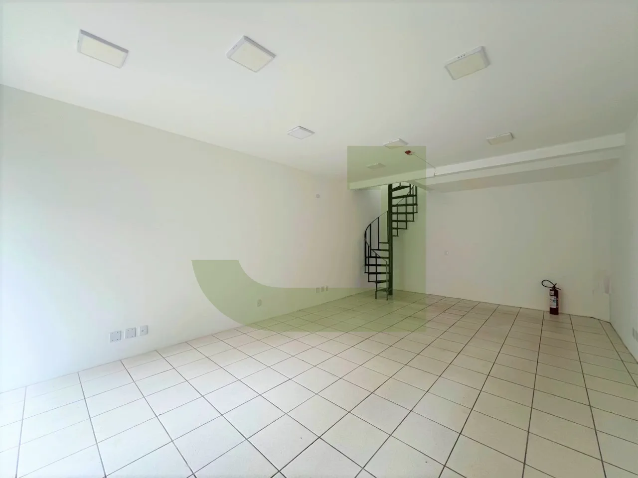 Alugar Comercial / Loja em S&atilde;o Leopoldo R$ 5.000,00 - Foto 3