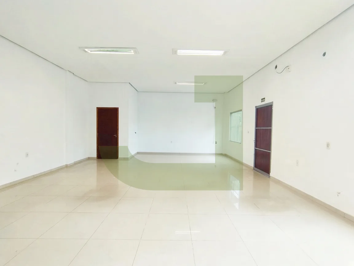 Alugar Comercial / Loja em S&atilde;o Leopoldo R$ 3.000,00 - Foto 3