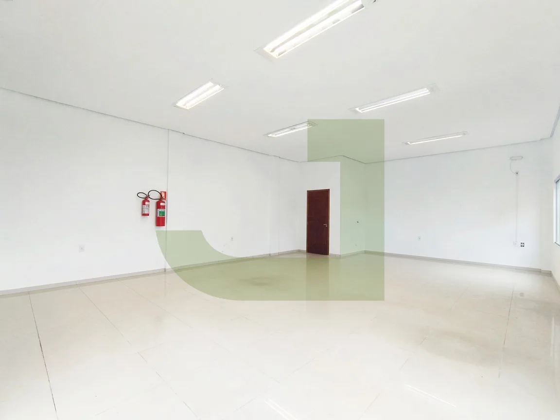 Alugar Comercial / Loja em S&atilde;o Leopoldo R$ 3.000,00 - Foto 4