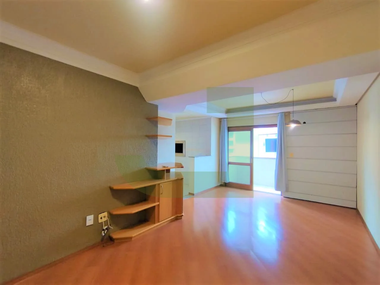 Alugar Apartamento / Padr&atilde;o em S&atilde;o Leopoldo R$ 2.000,00 - Foto 1