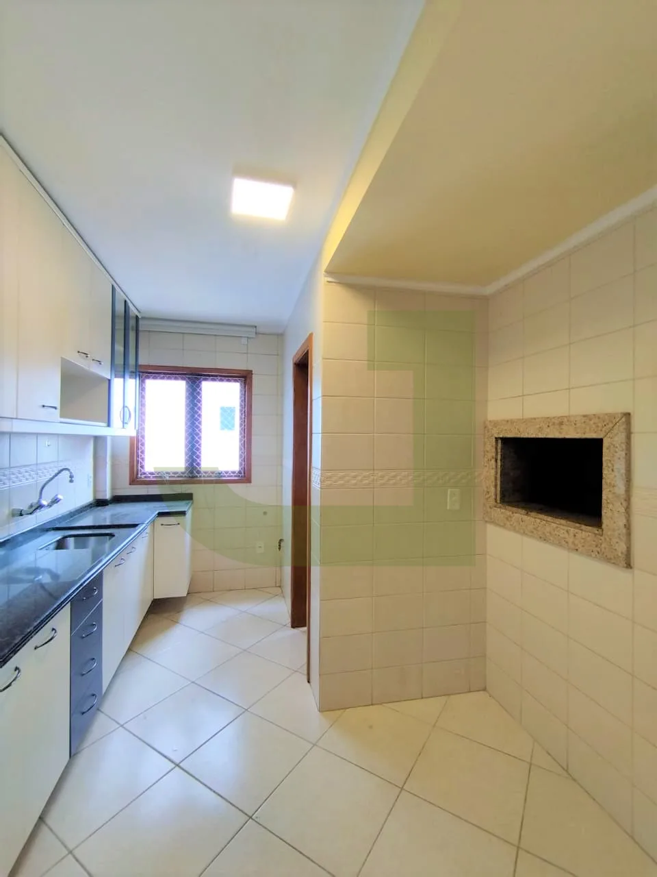 Alugar Apartamento / Padr&atilde;o em S&atilde;o Leopoldo R$ 2.000,00 - Foto 6