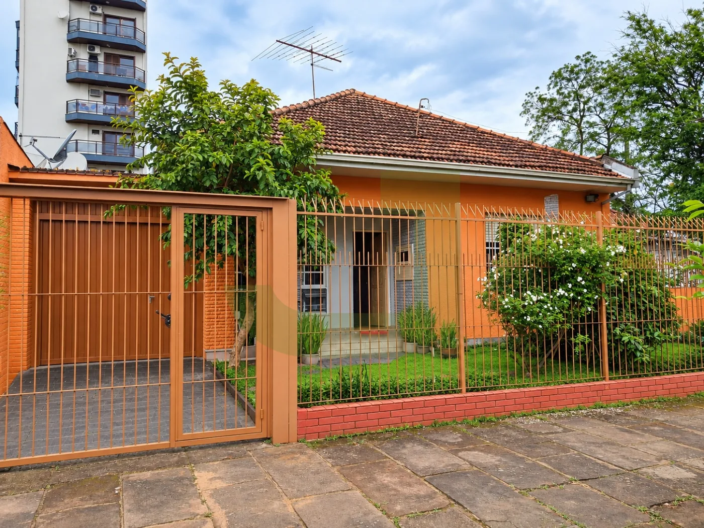 Comprar Casa / Padr&atilde;o em S&atilde;o Leopoldo R$ 700.000,00 - Foto 1