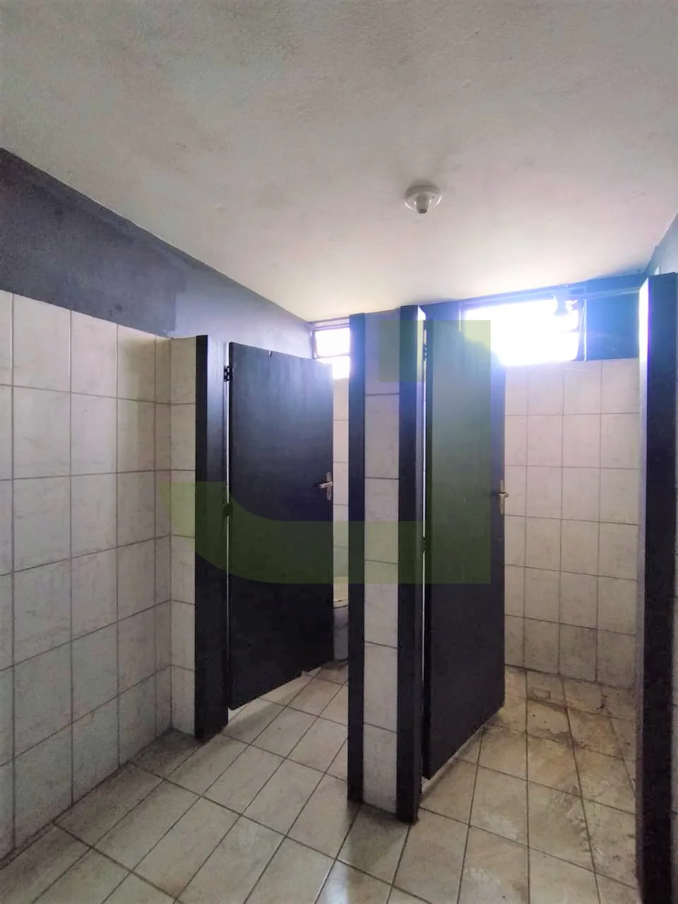 Alugar Comercial / Pavilh&atilde;o em S&atilde;o Leopoldo R$ 5.700,00 - Foto 10