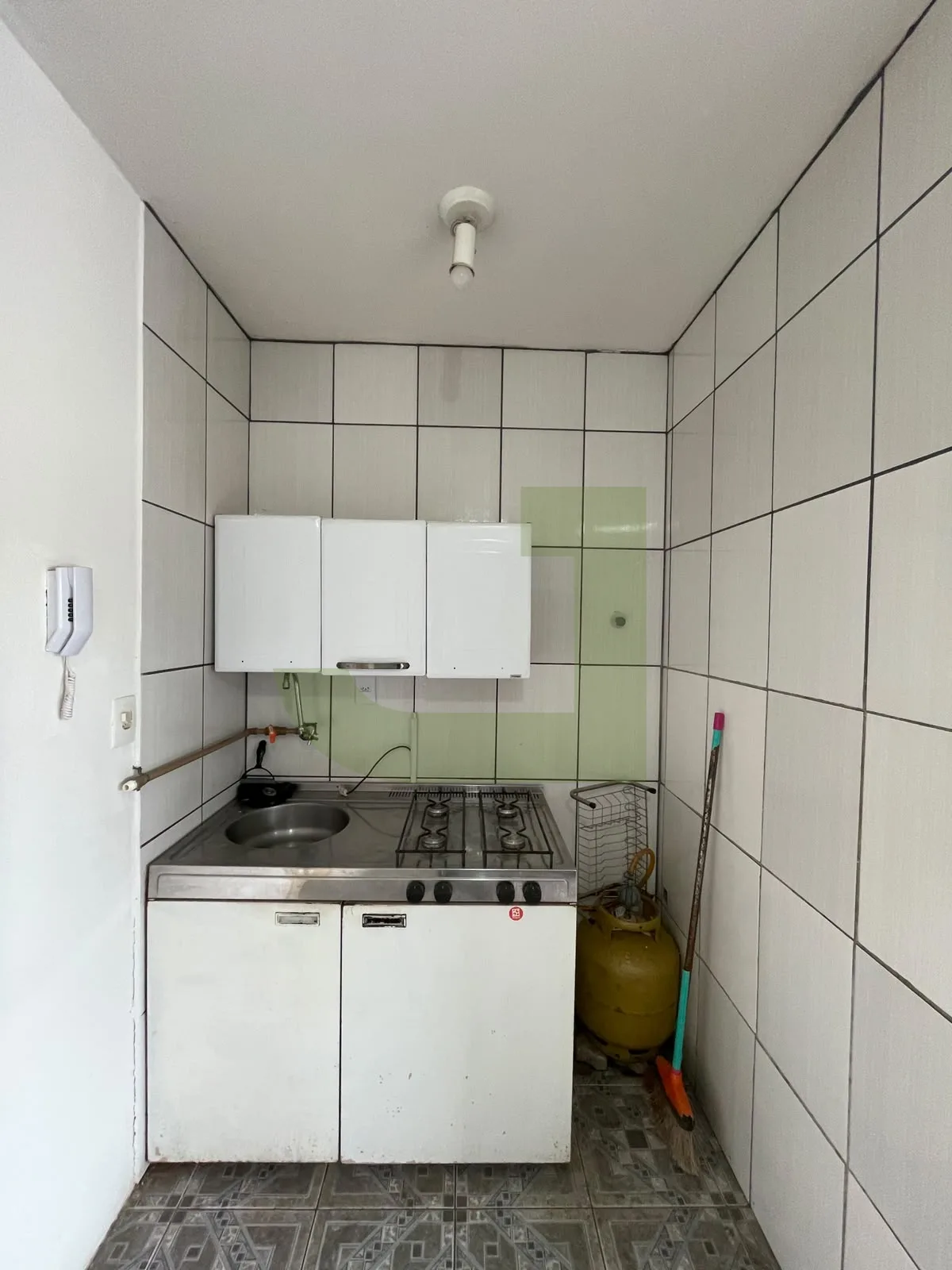Comprar Apartamento / Quitinete em S&atilde;o Leopoldo R$ 92.000,00 - Foto 5