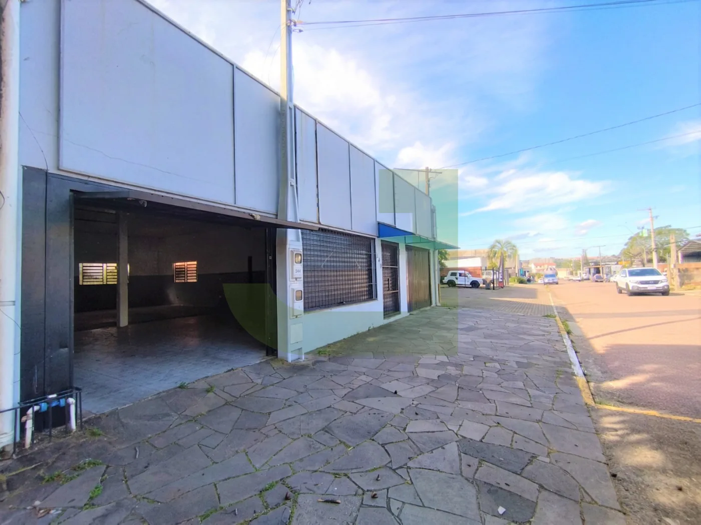 Alugar Comercial / Pavilh&atilde;o em S&atilde;o Leopoldo R$ 3.900,00 - Foto 1