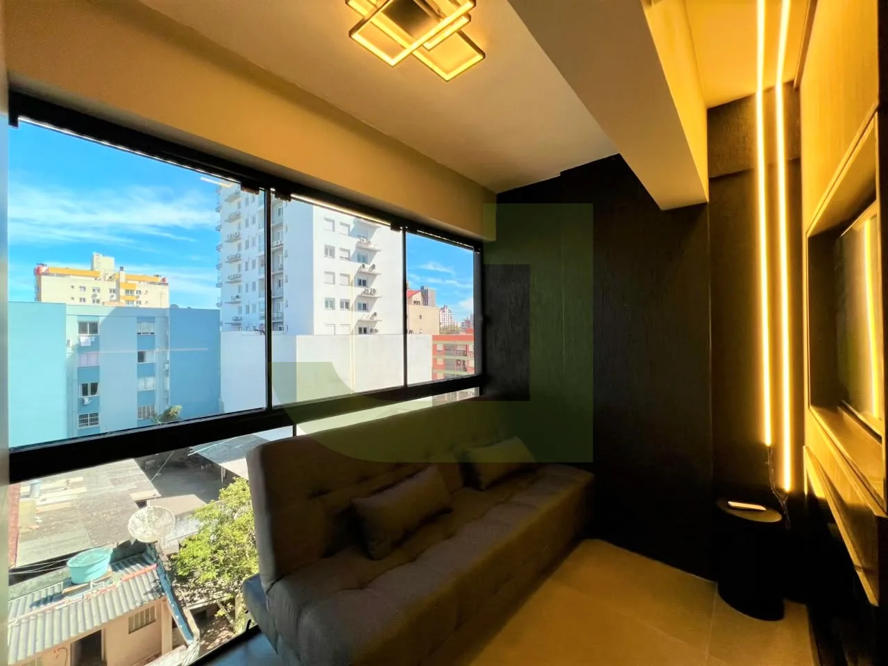 Alugar Apartamento / JK  Studio em S&atilde;o Leopoldo R$ 1.950,00 - Foto 2