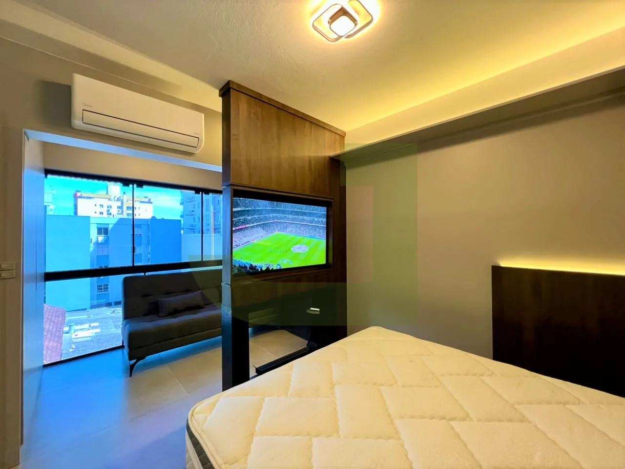 Alugar Apartamento / JK  Studio em S&atilde;o Leopoldo R$ 1.950,00 - Foto 3