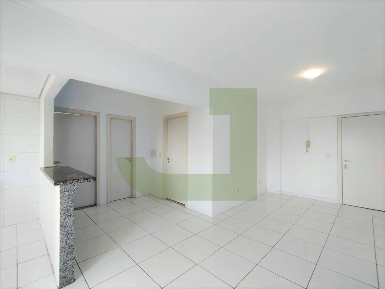 Alugar Apartamento / Padr&atilde;o em S&atilde;o Leopoldo R$ 1.300,00 - Foto 2