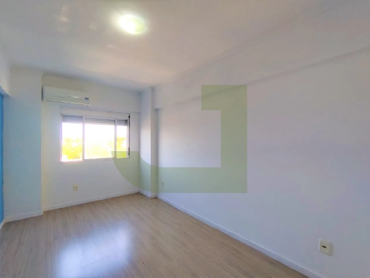 Alugar Apartamento / Padr&atilde;o em S&atilde;o Leopoldo R$ 1.300,00 - Foto 3