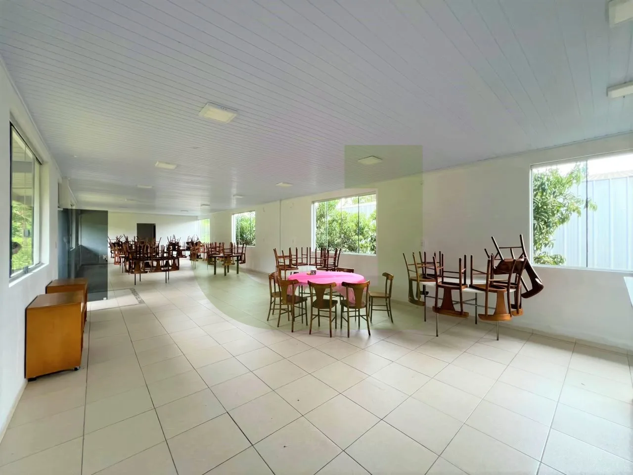 Alugar Comercial / Pavilh&atilde;o em Novo Hamburgo R$ 17.000,00 - Foto 9