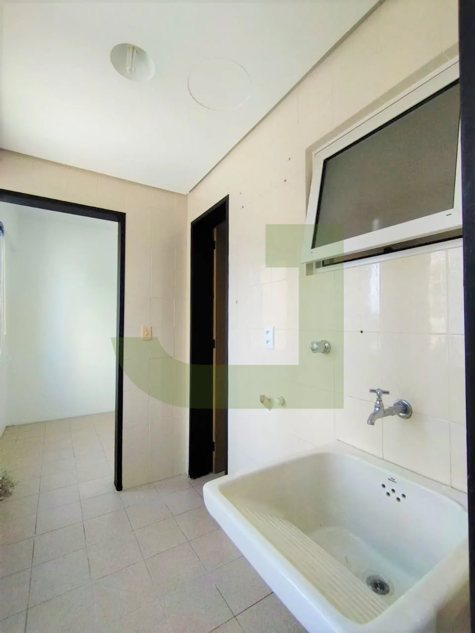 Alugar Apartamento / Padr&atilde;o em S&atilde;o Leopoldo R$ 1.900,00 - Foto 12