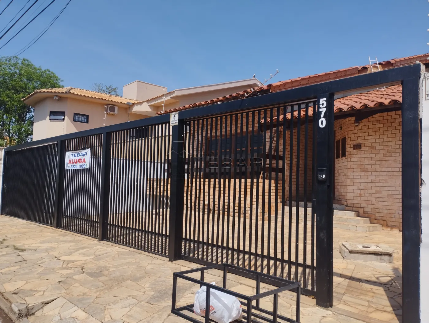 Alugar Casa / Padr&atilde;o em S&atilde;o Jos&eacute; do Rio Preto R$ 4.500,00 - Foto 1