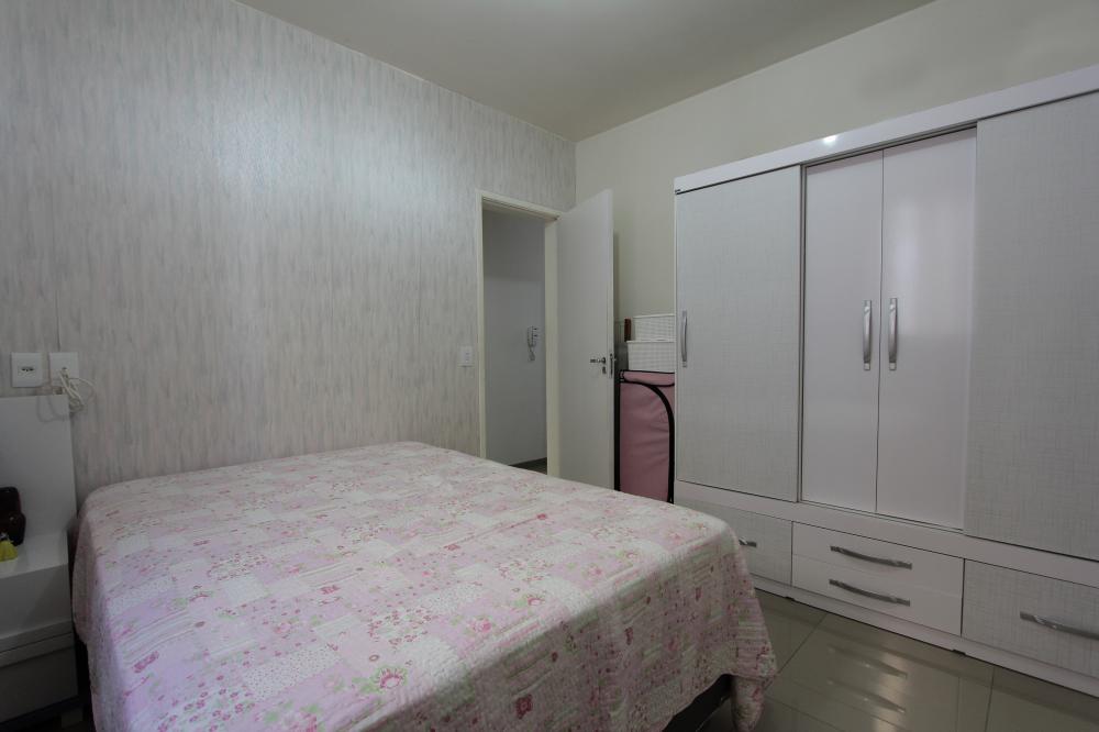 Comprar Apartamento / Padr&atilde;o em Rio Claro R$ 180.000,00 - Foto 2