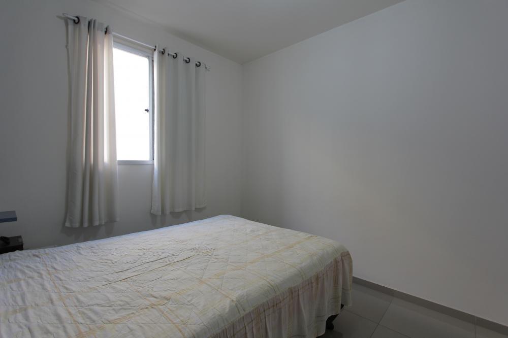 Comprar Apartamento / Padr&atilde;o em Rio Claro R$ 180.000,00 - Foto 5