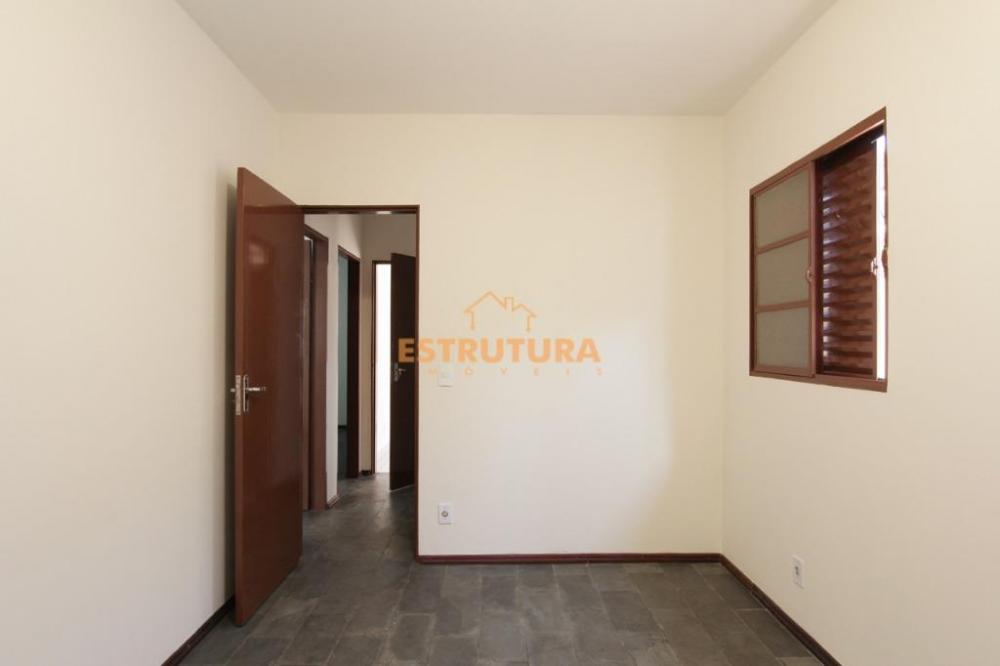 Alugar Casa / Condom&iacute;nio em Rio Claro R$ 1.600,00 - Foto 8