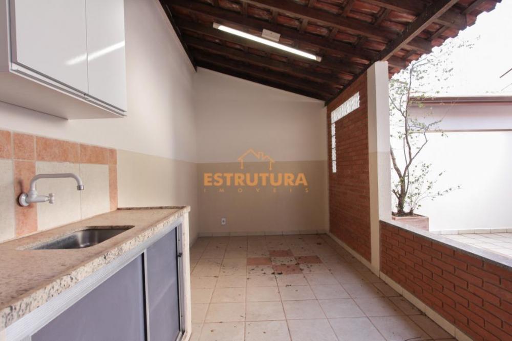 Alugar Casa / Condom&iacute;nio em Rio Claro R$ 1.600,00 - Foto 12