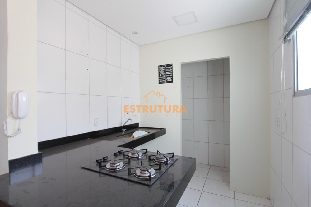 Alugar Apartamento / Padr&atilde;o em Rio Claro R$ 1.000,00 - Foto 2