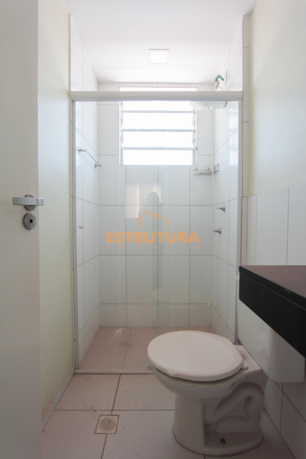 Alugar Apartamento / Padr&atilde;o em Rio Claro R$ 1.000,00 - Foto 8