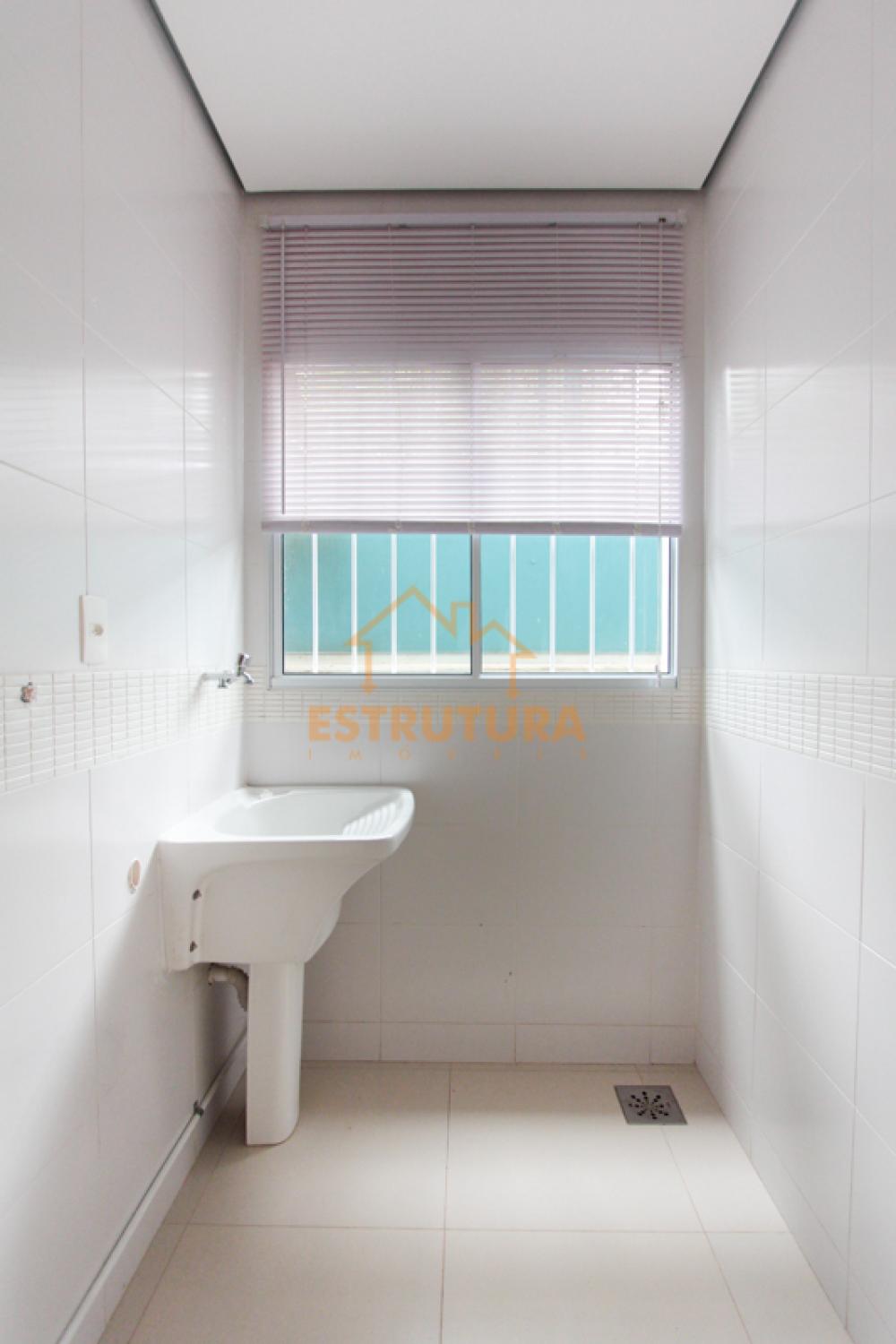 Alugar Apartamento / Padr&atilde;o em Rio Claro R$ 1.400,00 - Foto 3