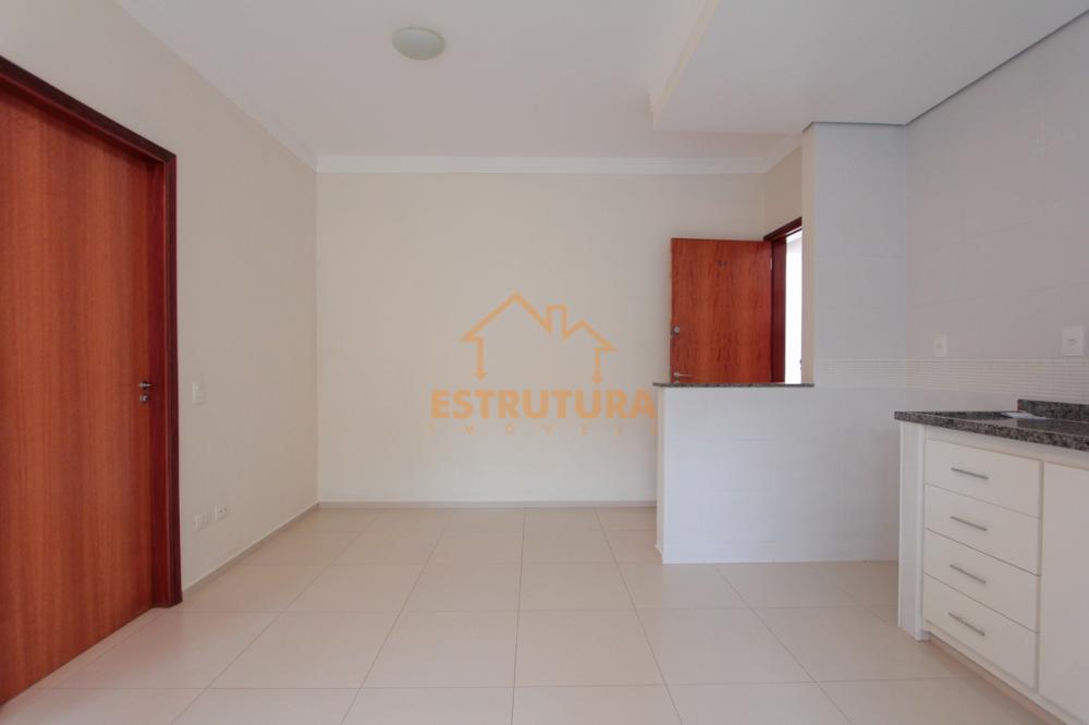 Alugar Apartamento / Padr&atilde;o em Rio Claro R$ 1.400,00 - Foto 4