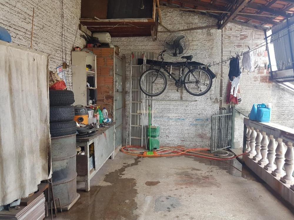 Comprar Casa / Padr&atilde;o em Rio Claro R$ 380.000,00 - Foto 2