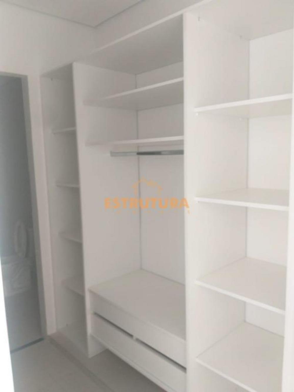 Alugar Apartamento / Padr&atilde;o em Rio Claro R$ 1.250,00 - Foto 3