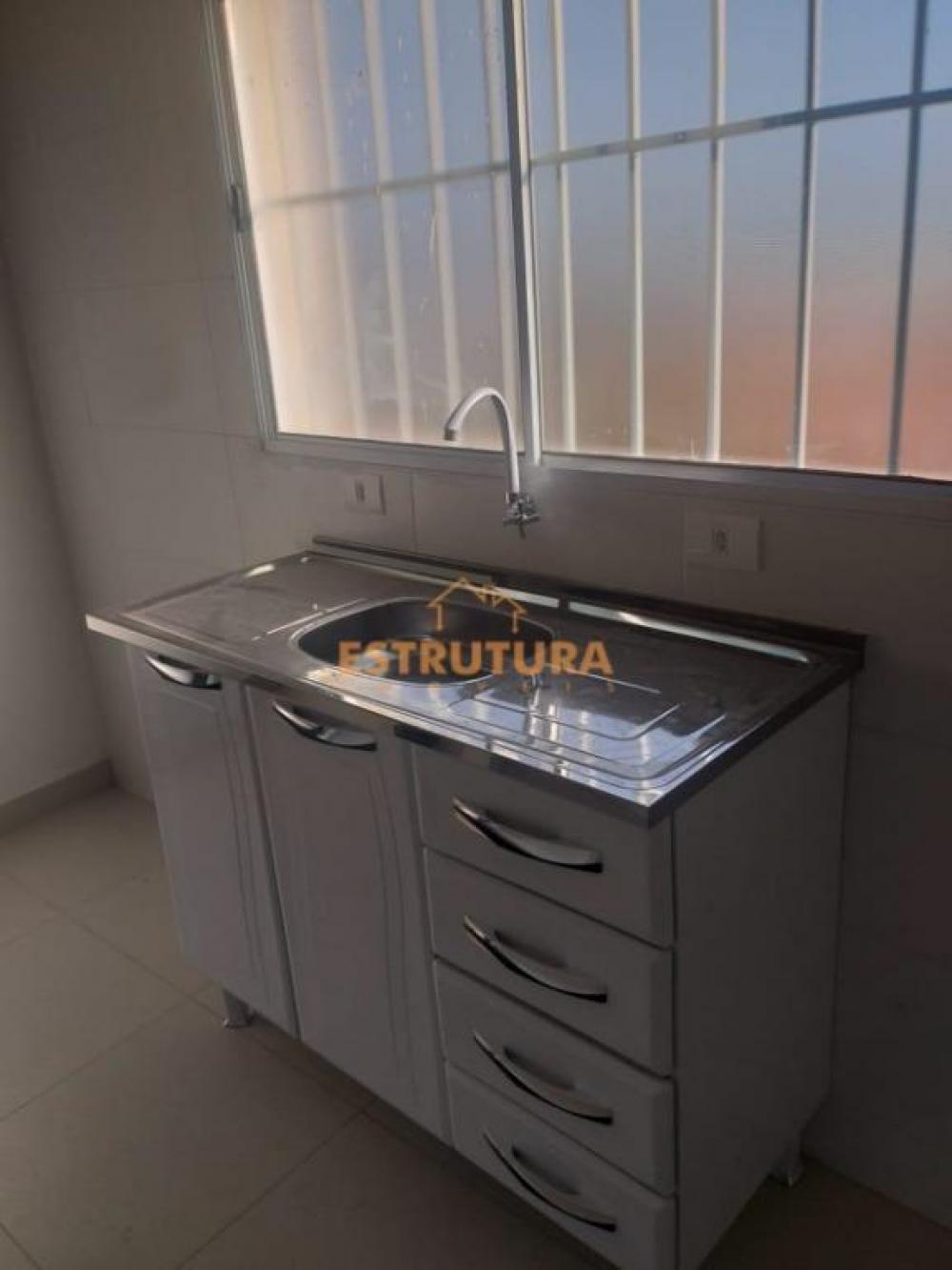 Alugar Apartamento / Padr&atilde;o em Rio Claro R$ 1.250,00 - Foto 4