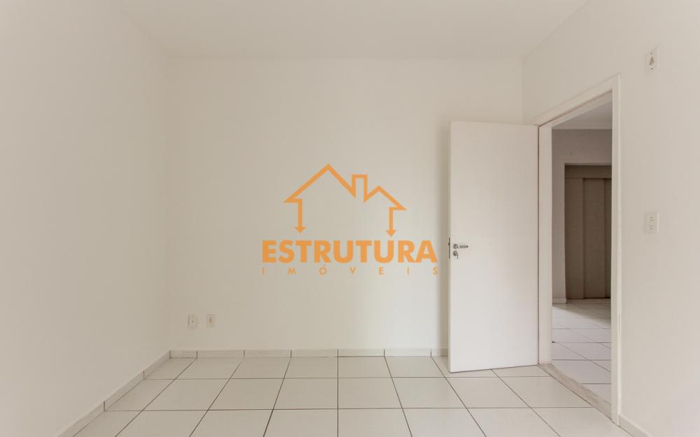 Alugar Apartamento / Padr&atilde;o em Rio Claro R$ 1.050,00 - Foto 2