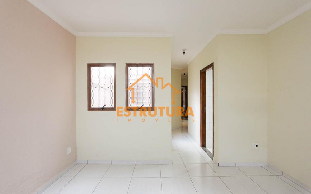 Alugar Casa / Padr&atilde;o em Rio Claro R$ 2.100,00 - Foto 1