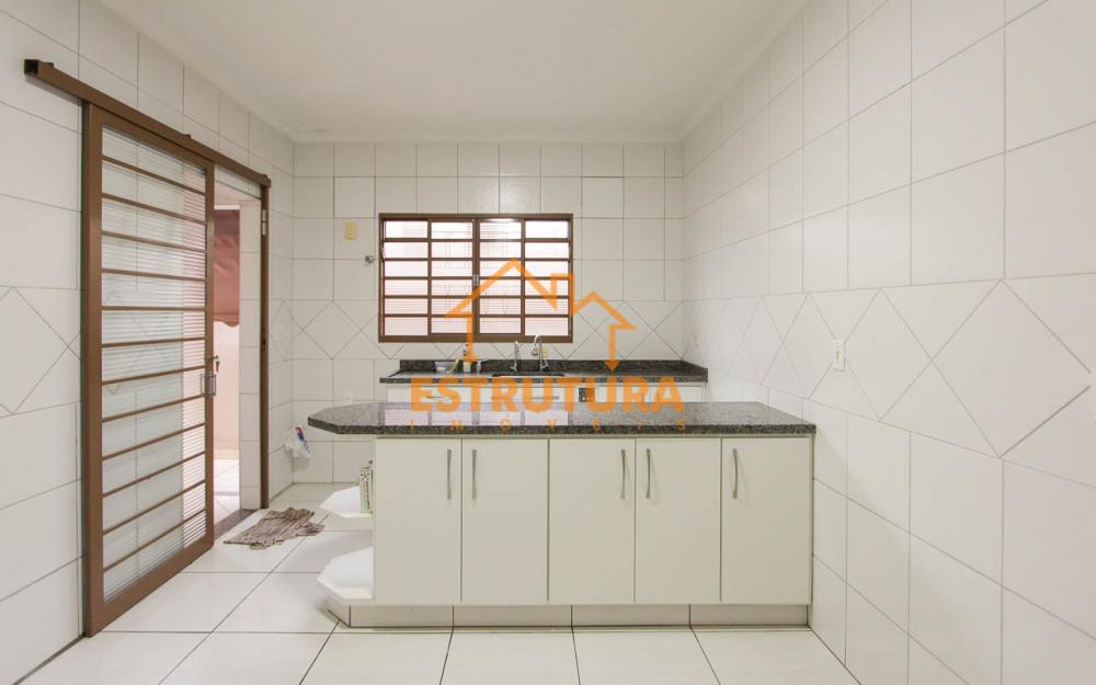 Alugar Casa / Padr&atilde;o em Rio Claro R$ 2.100,00 - Foto 3