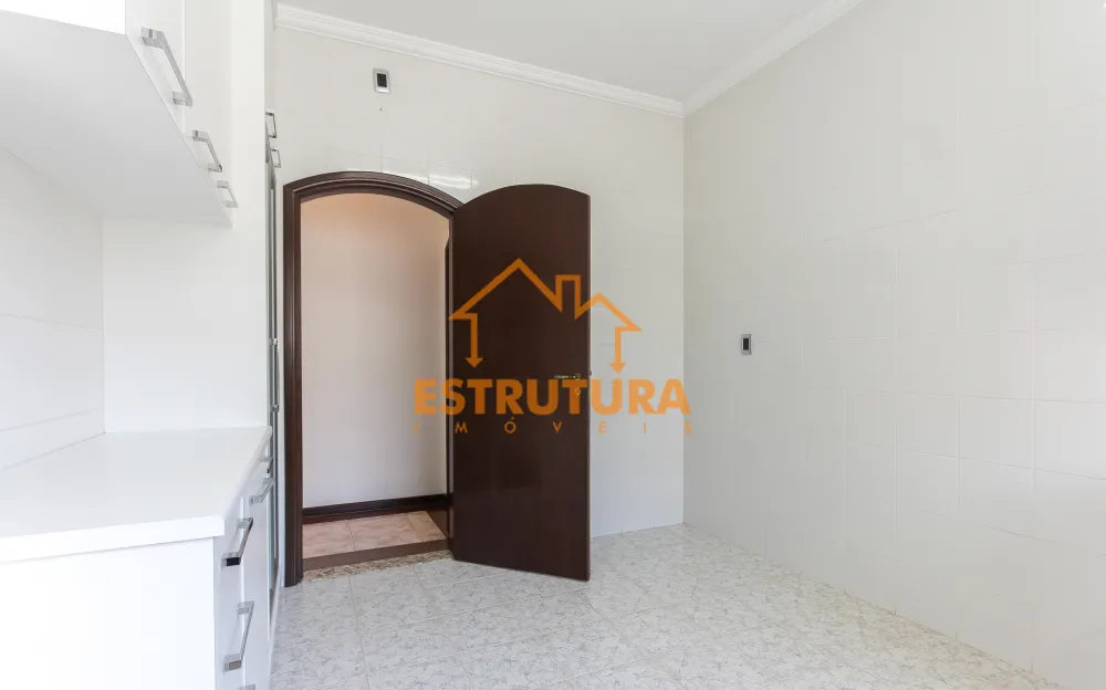 Alugar Casa / Padr&atilde;o em Rio Claro R$ 4.500,00 - Foto 12