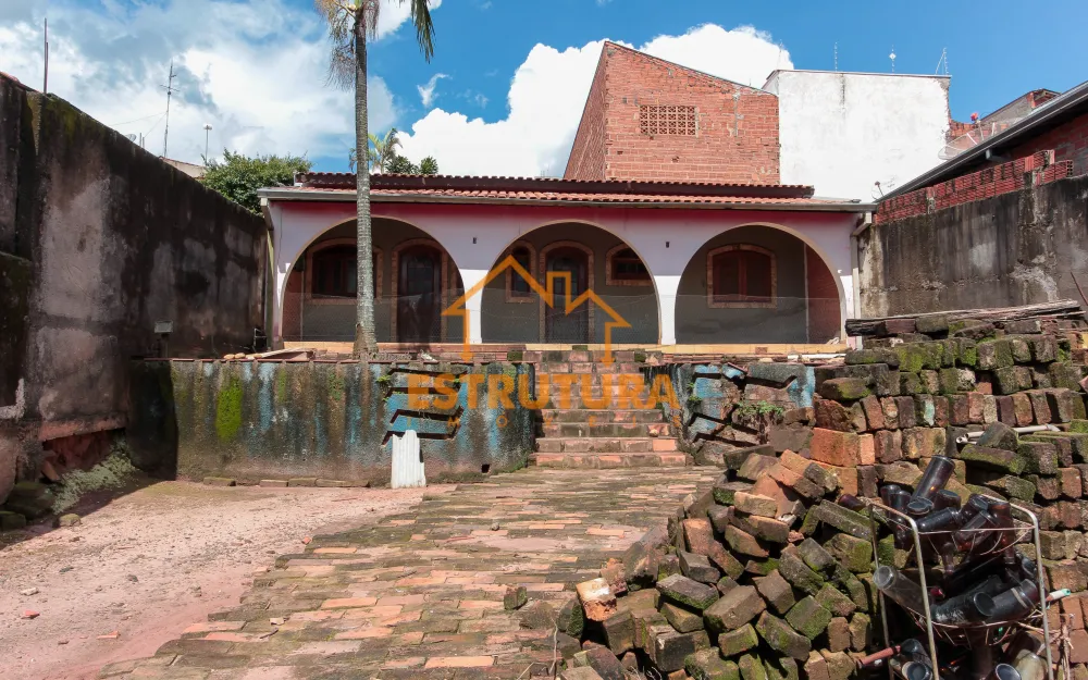 Comprar Casa / Padr&atilde;o em Rio Claro R$ 340.000,00 - Foto 1