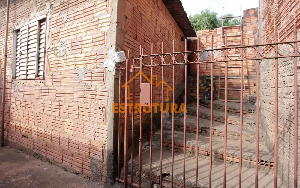 Comprar Casa / Padr&atilde;o em Cordeir&oacute;polis R$ 175.000,00 - Foto 4