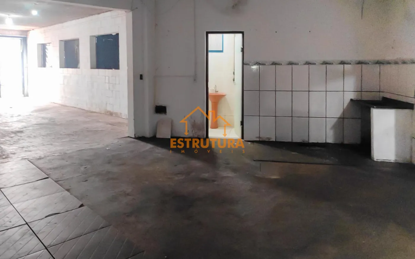 Alugar Comercial / Barrac&atilde;o em Cordeir&oacute;polis R$ 2.800,00 - Foto 4