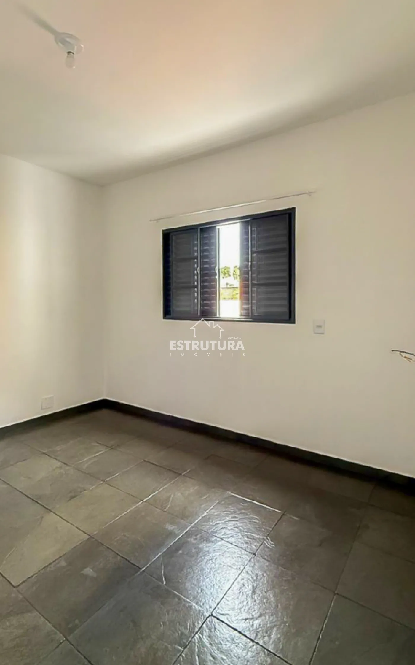 Alugar Casa / Padr&atilde;o em Rio Claro R$ 1.150,00 - Foto 6