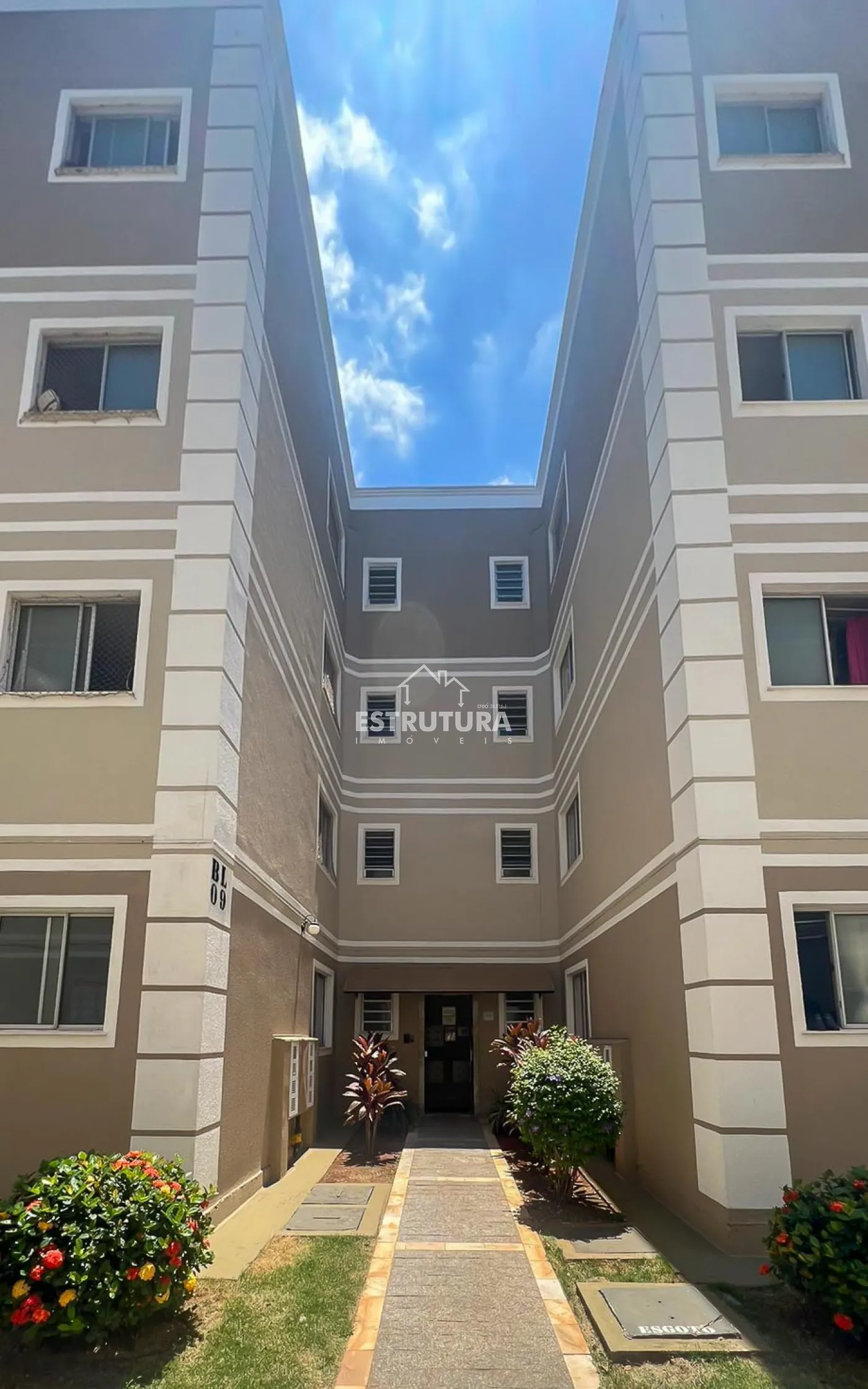 Alugar Apartamento / Padr&atilde;o em Rio Claro R$ 1.100,00 - Foto 1