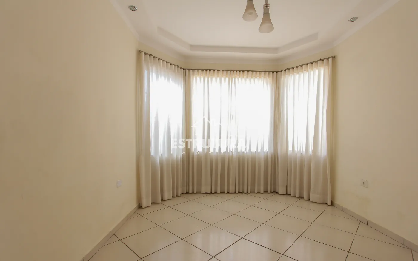 Comprar Casa / Padr&atilde;o em Cordeir&oacute;polis R$ 750.000,00 - Foto 4