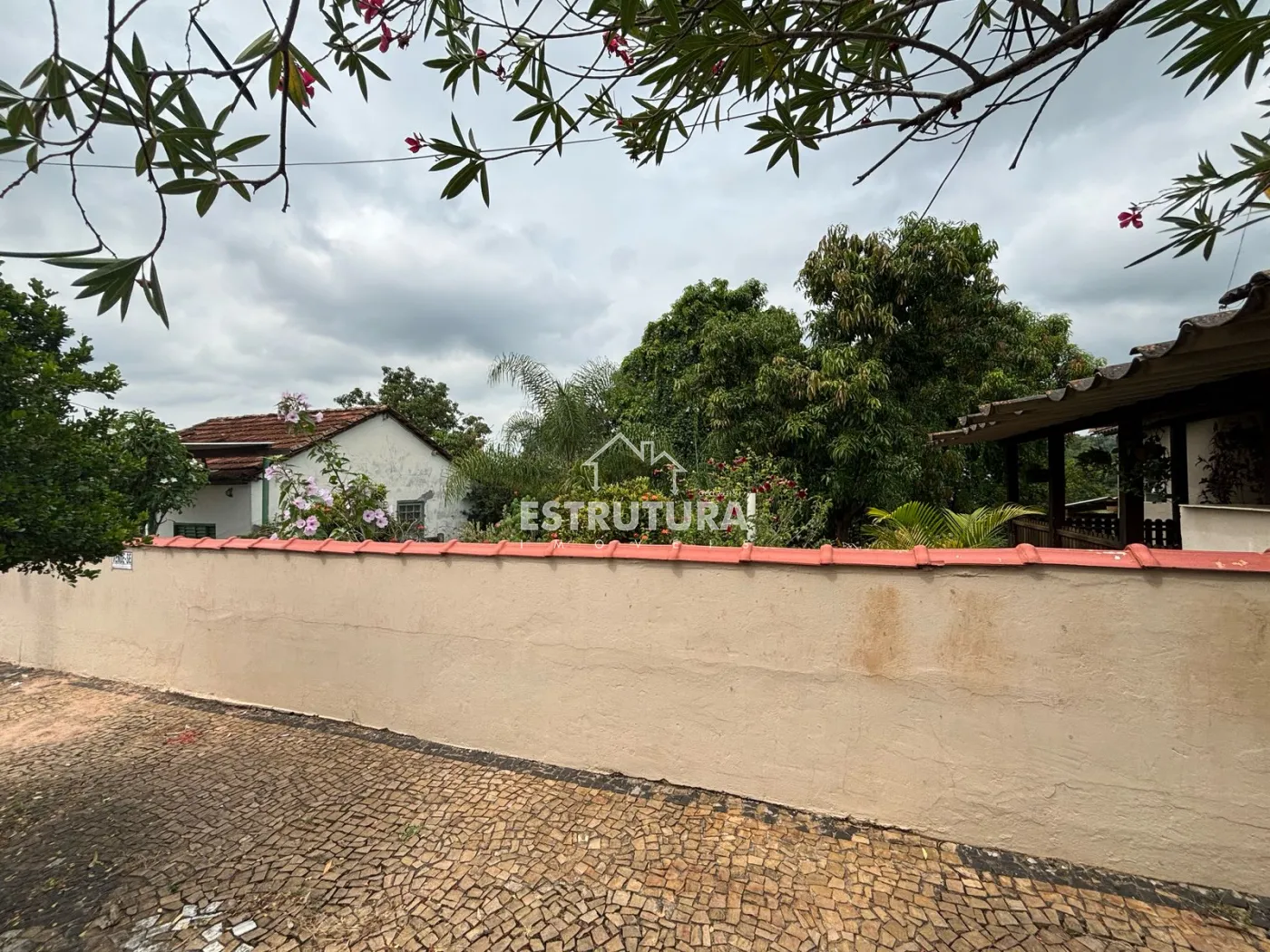 Comprar Terreno / Padr&atilde;o em Corumbata&iacute; R$ 270.000,00 - Foto 2