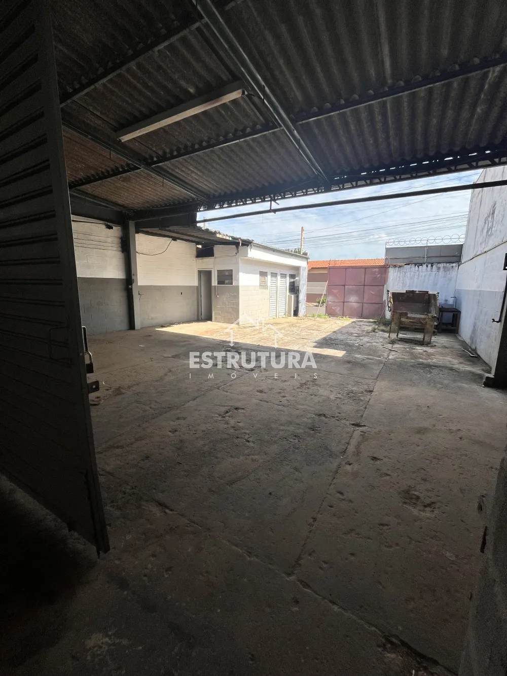 Alugar Comercial / Barrac&atilde;o em Rio Claro R$ 3.000,00 - Foto 12