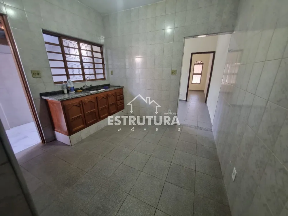 Alugar Casa / Padr&atilde;o em Rio Claro R$ 1.900,00 - Foto 5
